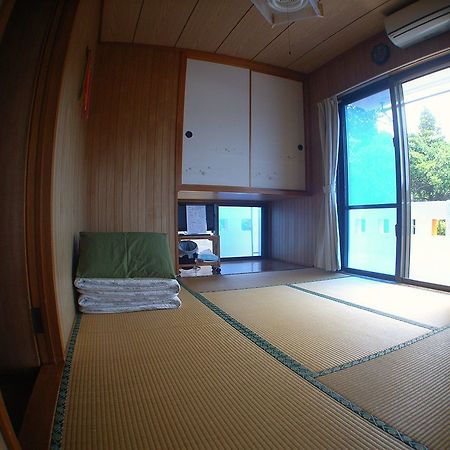Hotel Minshuku Yadokari à Zamami Extérieur photo