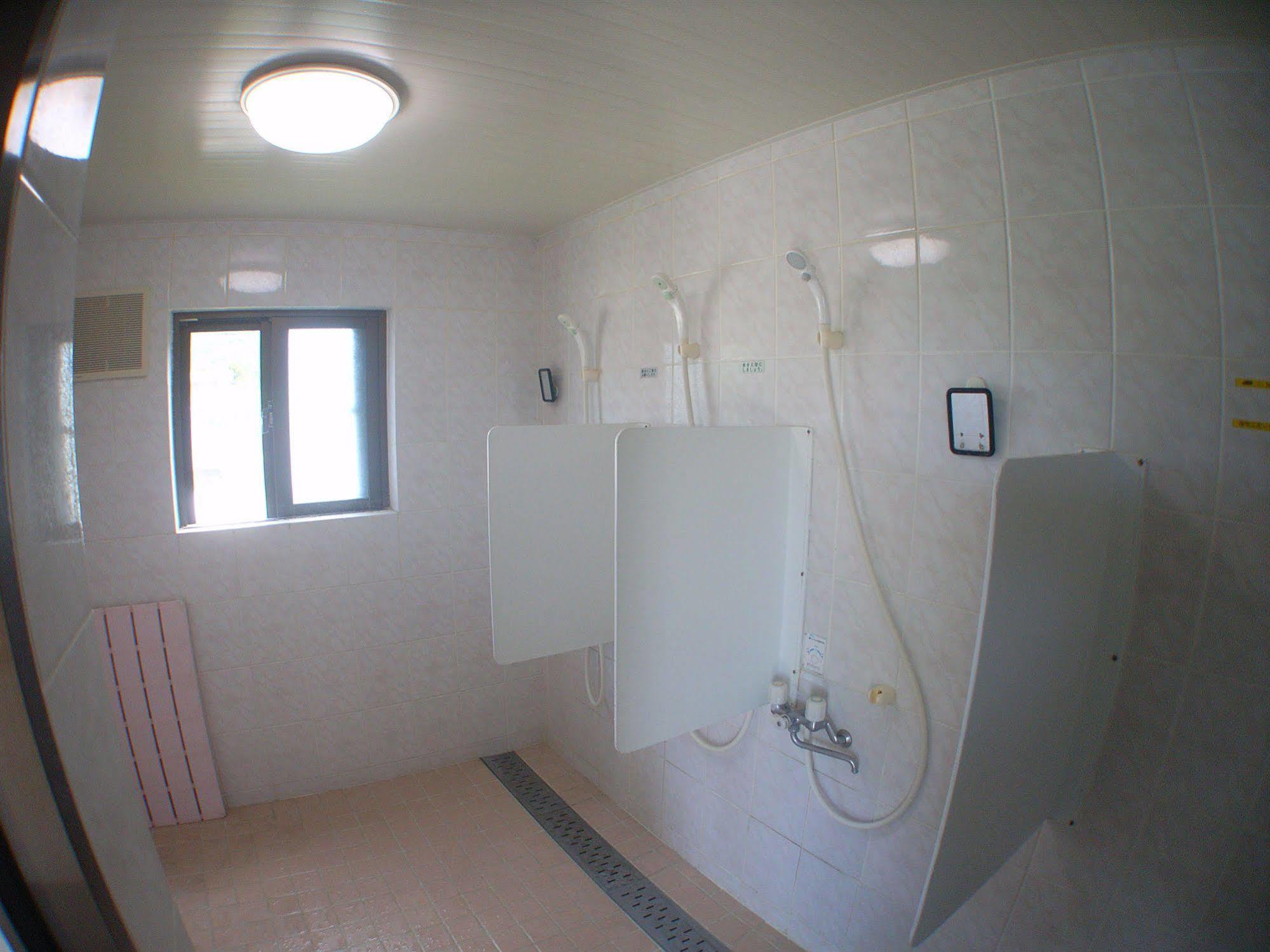 Hotel Minshuku Yadokari à Zamami Extérieur photo
