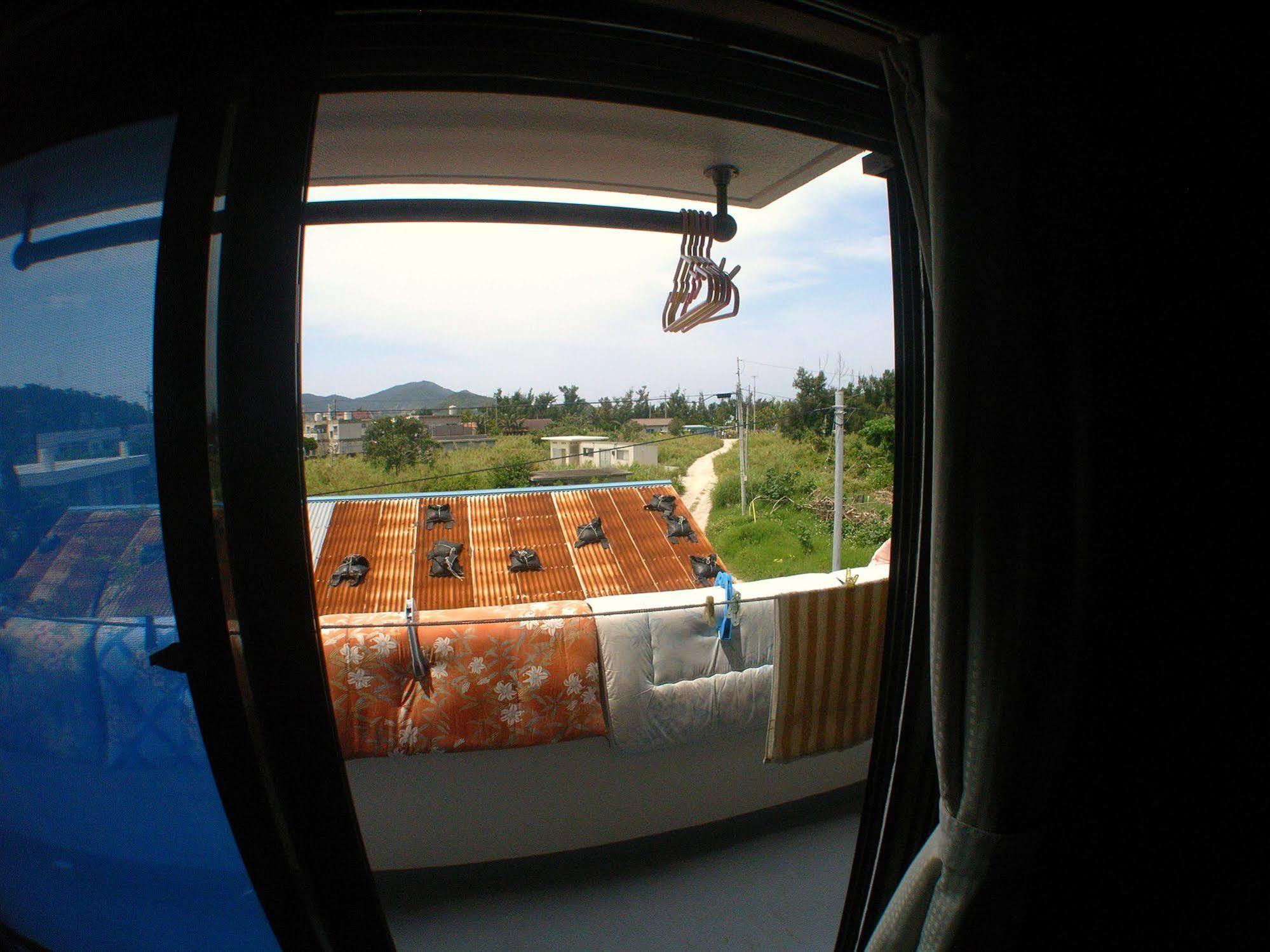 Hotel Minshuku Yadokari à Zamami Extérieur photo