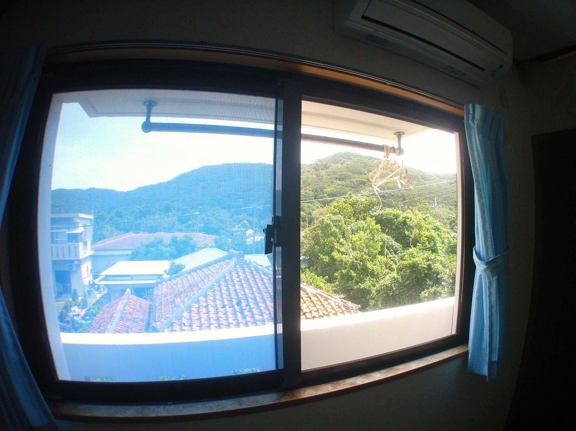 Hotel Minshuku Yadokari à Zamami Extérieur photo