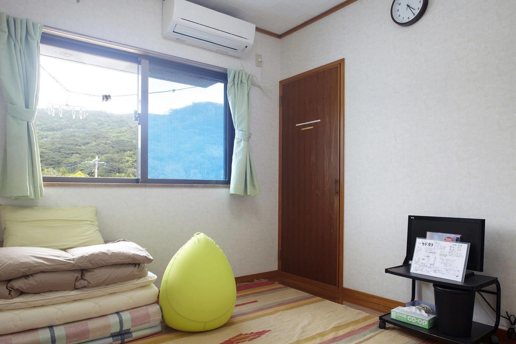 Hotel Minshuku Yadokari à Zamami Extérieur photo