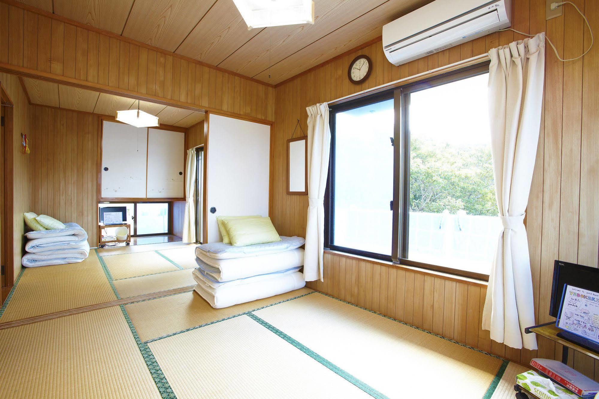 Hotel Minshuku Yadokari à Zamami Extérieur photo